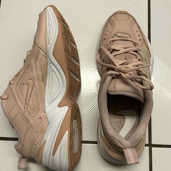 Blush Nike dad sneakers - Picture 2 of 3